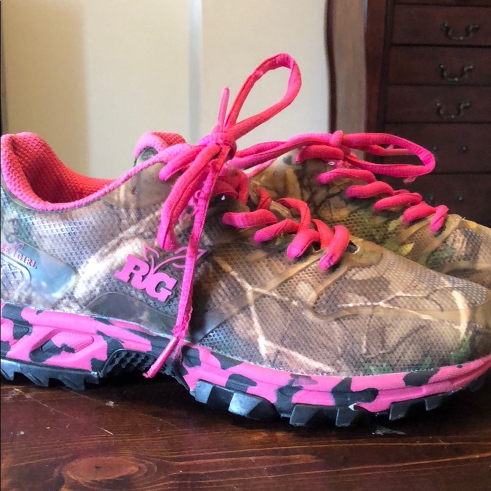 Realtree waterproof sneakers